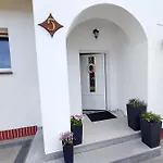 Vendégház Willa Karwia