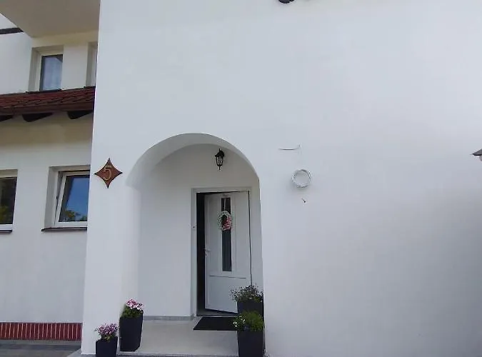 Pensión Willa Karwia *